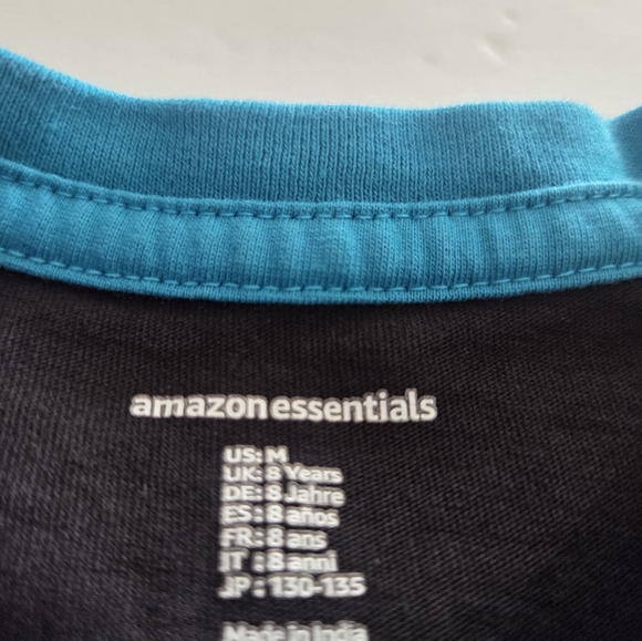 Lot Of 2 Amazon Essentials Kids Long Sleeve Tees - Green and Black Sz.M(8) - Picture 5 of 8